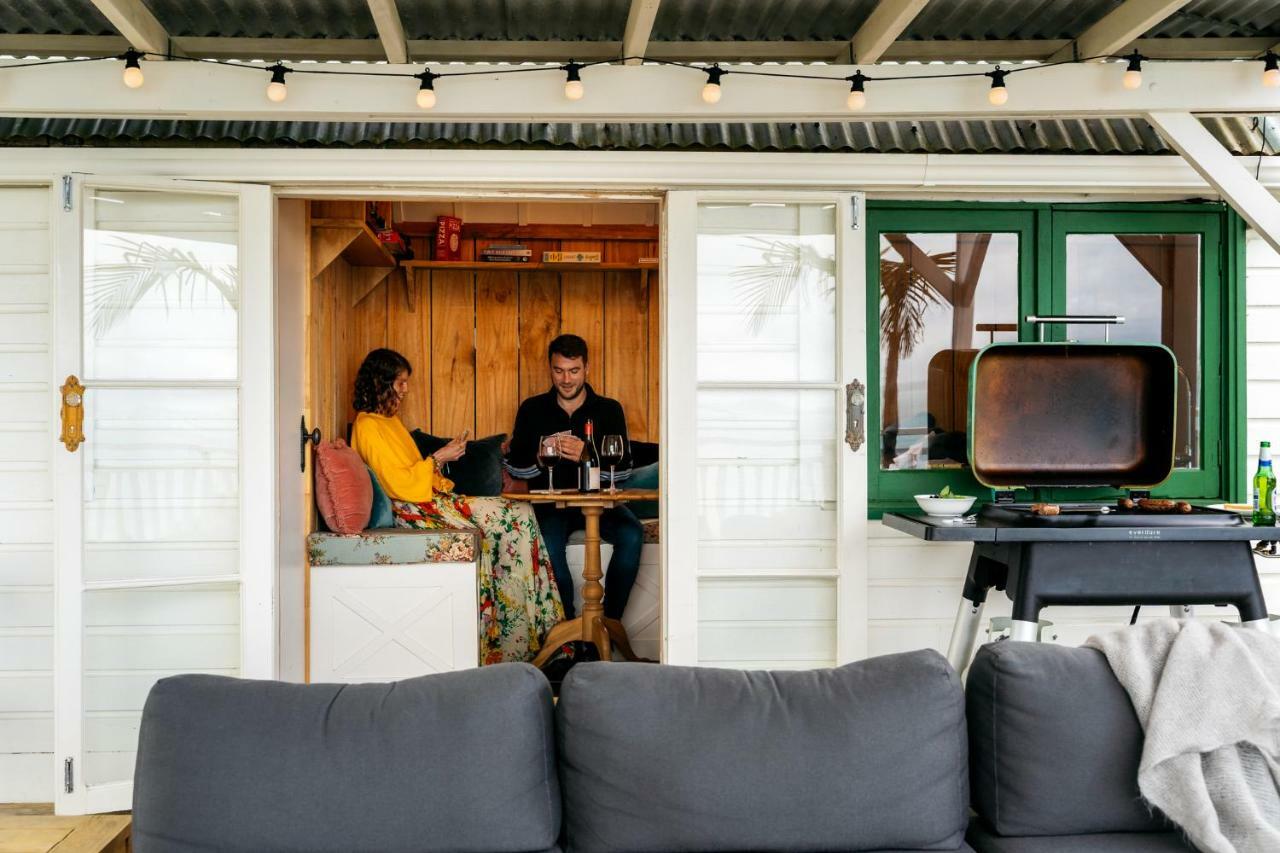 The Settlers Hut Villa Oneroa Buitenkant foto